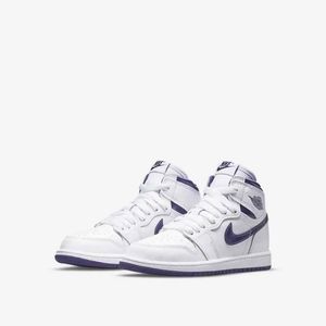 Nike Air Jordan 1 High Og (White/Court Purple) Little Kids Shoes